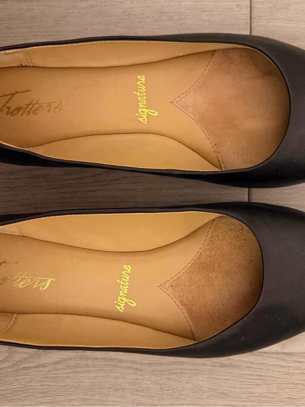 Trotters Estee Black Leather Slip-On Pointed Toe Ballet Flats US 8 Shoes - Picture 3 of 4